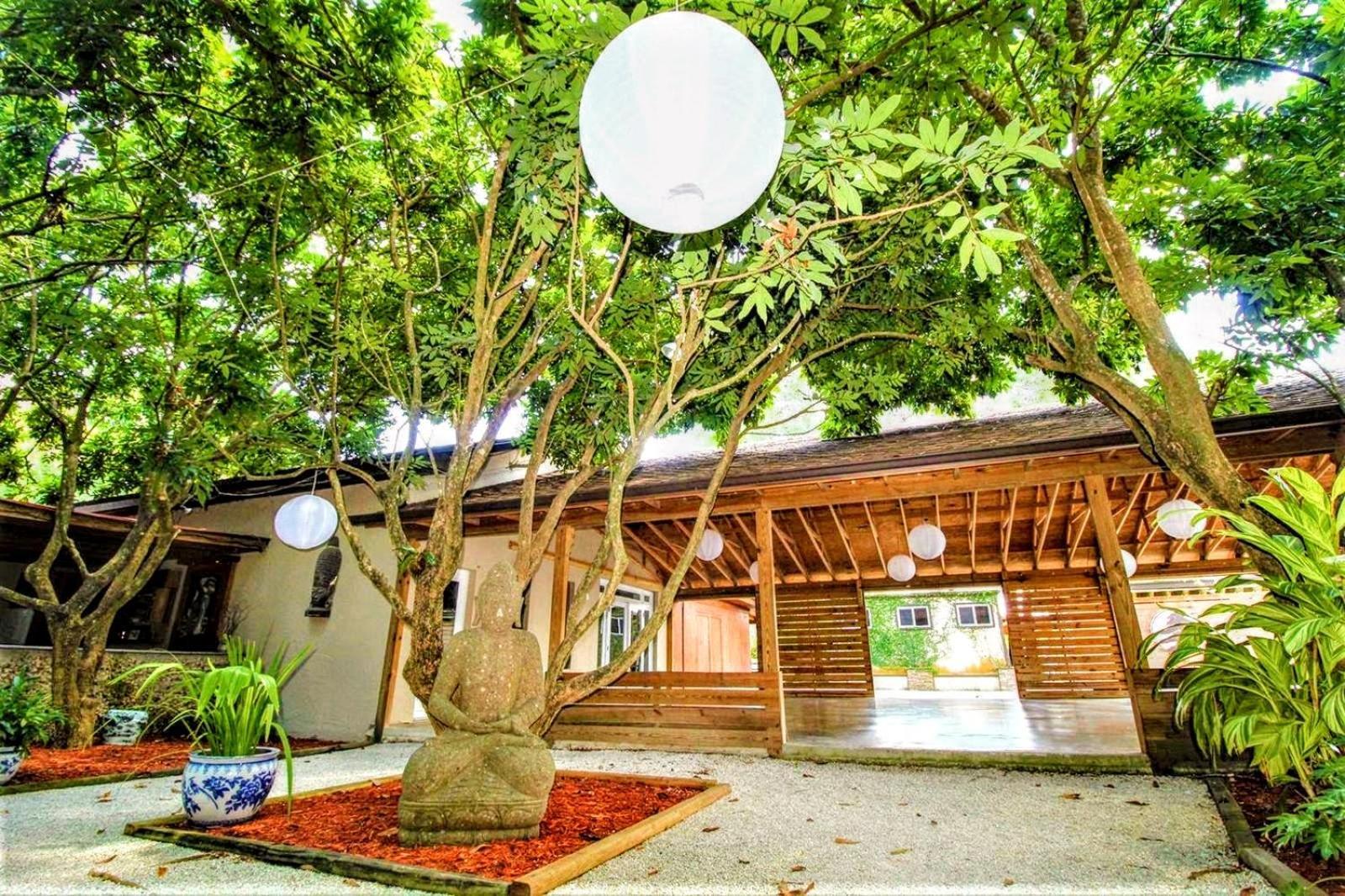 Magical Wonderkoi House In A Japanese Koi Garden Villa Miami Kültér fotó